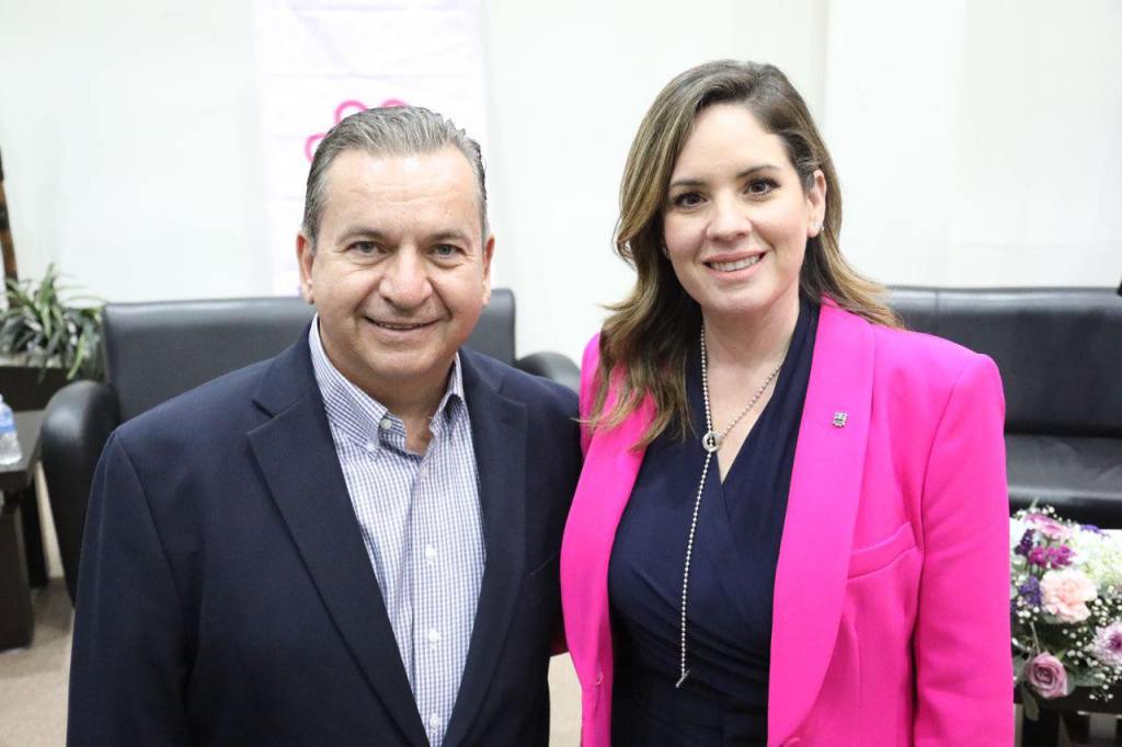 Diputado Edgar Melhem acompaña a Diputada Alejandra Cárdenas en Foro de Mujer a&nbsp;Mujer.
