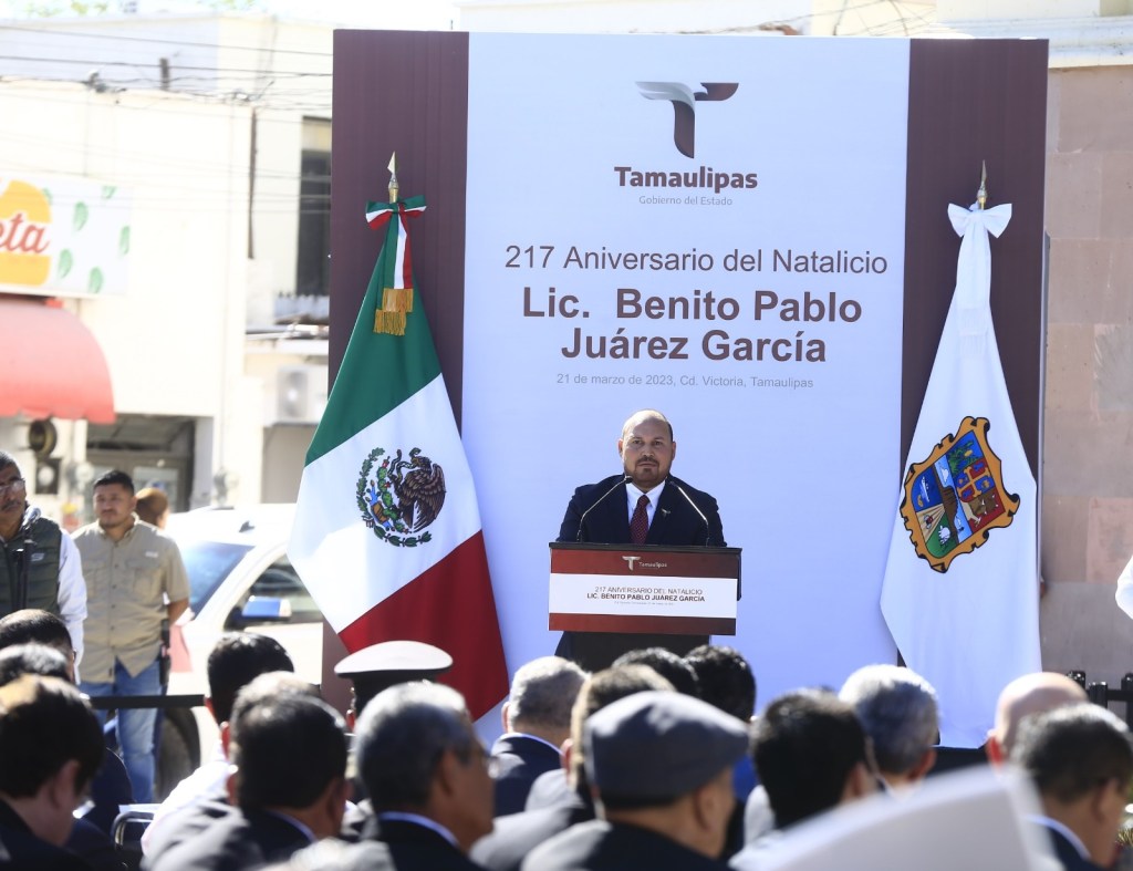 «Secretario General de Gobierno, Héctor Villegas, encabeza ceremonia conmemorativa del 217 aniversario del natalicio de Benito Juárez en&nbsp;Tamaulipas»