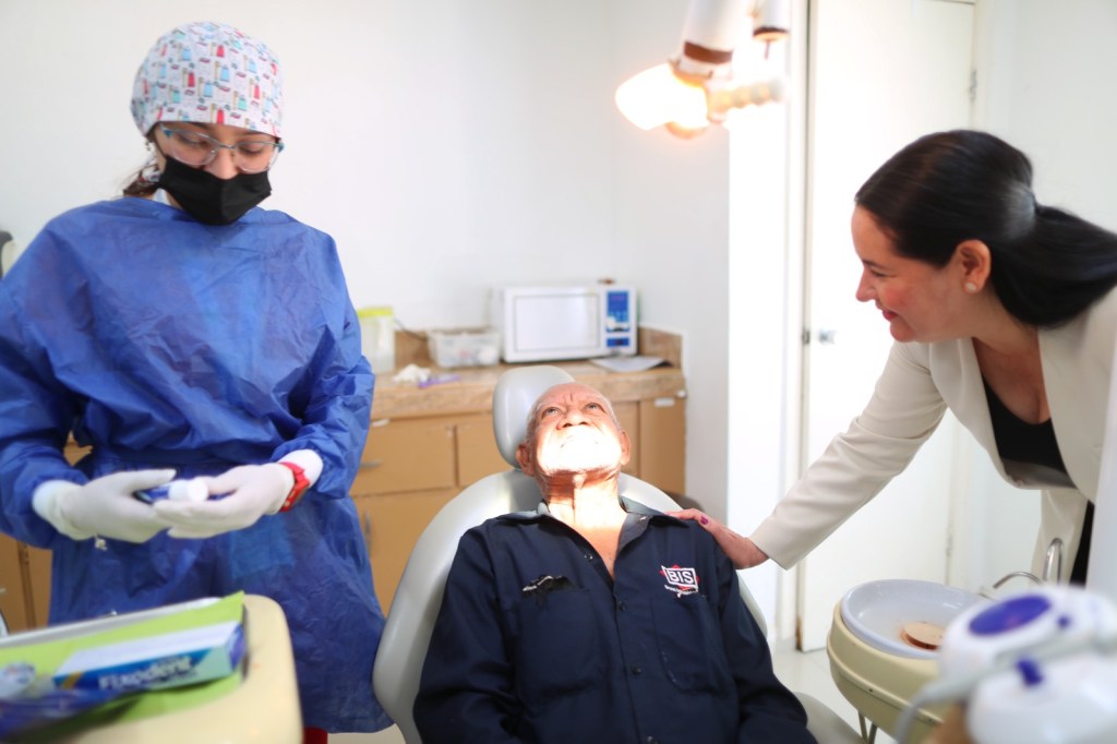 Realiza DIF Matamoros 5ta Entrega Municipal de Placas Dentales a adultos&nbsp;mayores