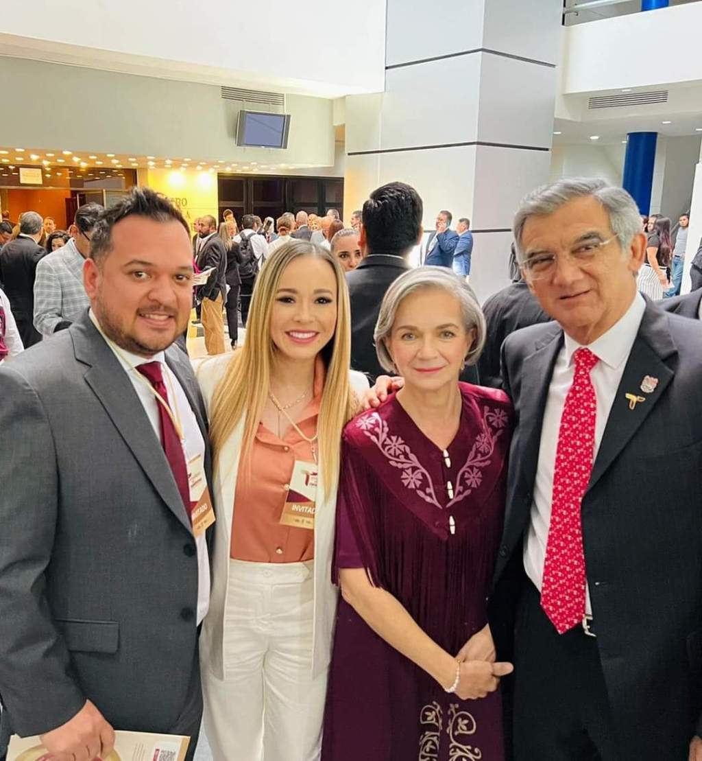 Asiste alcalde Eduardo Yañez a la presentación del Plan Estatal de&nbsp;Desarollo