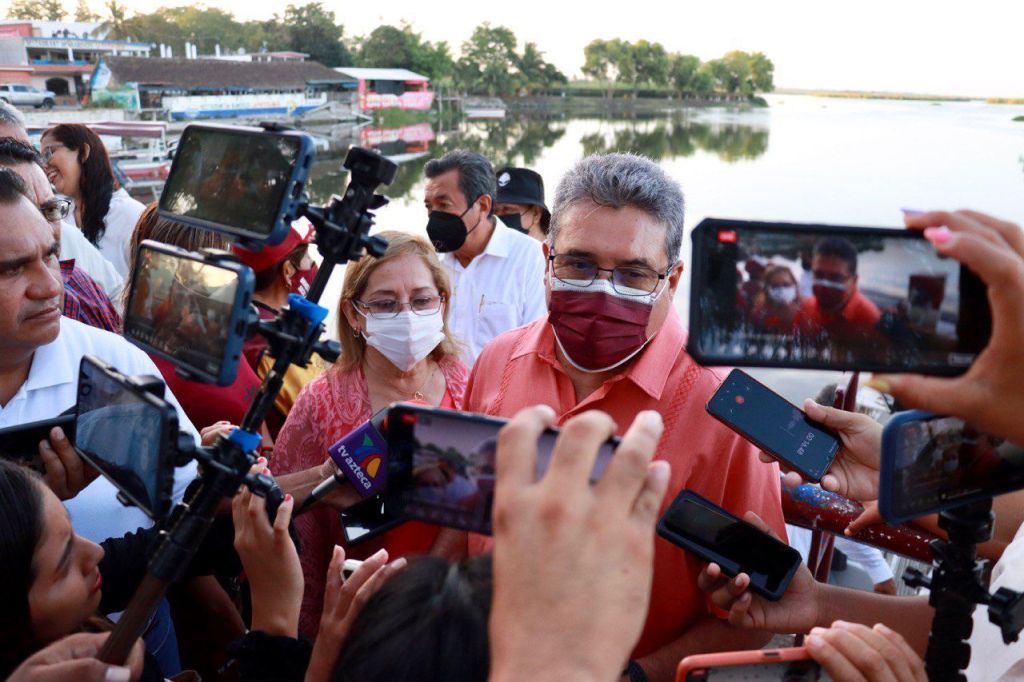 AGUA POTABLE SIGUE SIENDO DE CALIDAD, HUNDIMIENTO DE LA DRAGA NO CAUSÓ ESTRAGOS AL SUMINISTRO: ALCALDE ARMANDO MARTÍNEZ&nbsp;MANRÍQUEZ