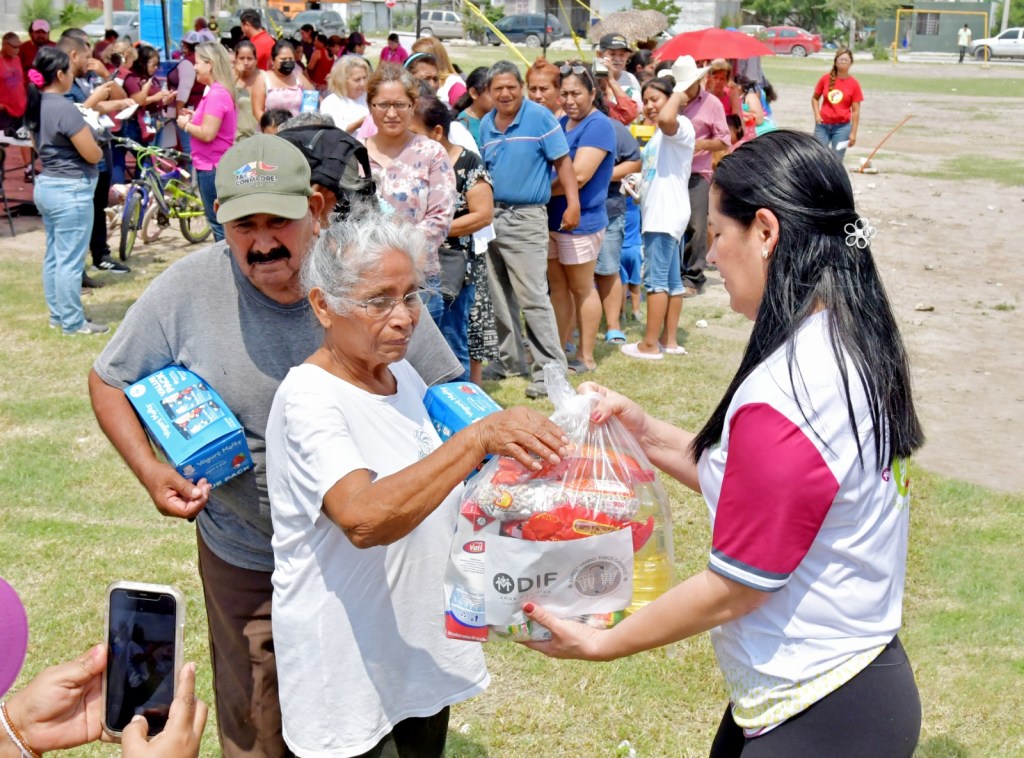 Realiza DIF Matamoros “Dando y Dando, Todos Ganando” en Praderas de la&nbsp;Rioja