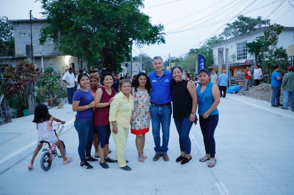 Entrega Chucho Nader Nueva Pavimentación en&nbsp;Tancol