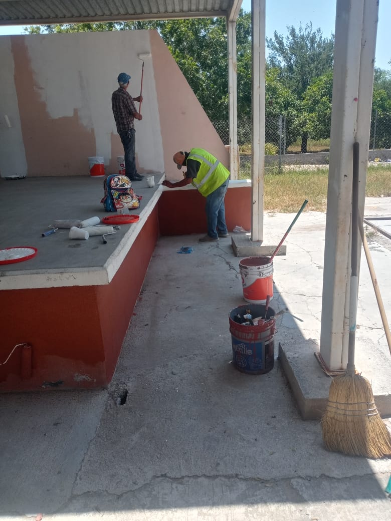 Gobierno de Río Bravo brinda apoyo con mantenimiento del foro en la Primaria Juan De Dios&nbsp;Peza