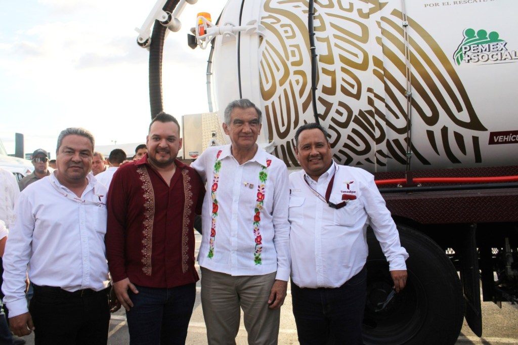 Gran Beneficio en Río Bravo con la Visita del Gobernador Américo&nbsp;Villarreal