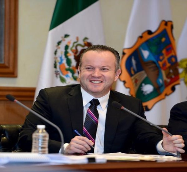 CANTUROSAS, SE PERFILA FUERTE PARA SENADOR POR&nbsp;MORENA