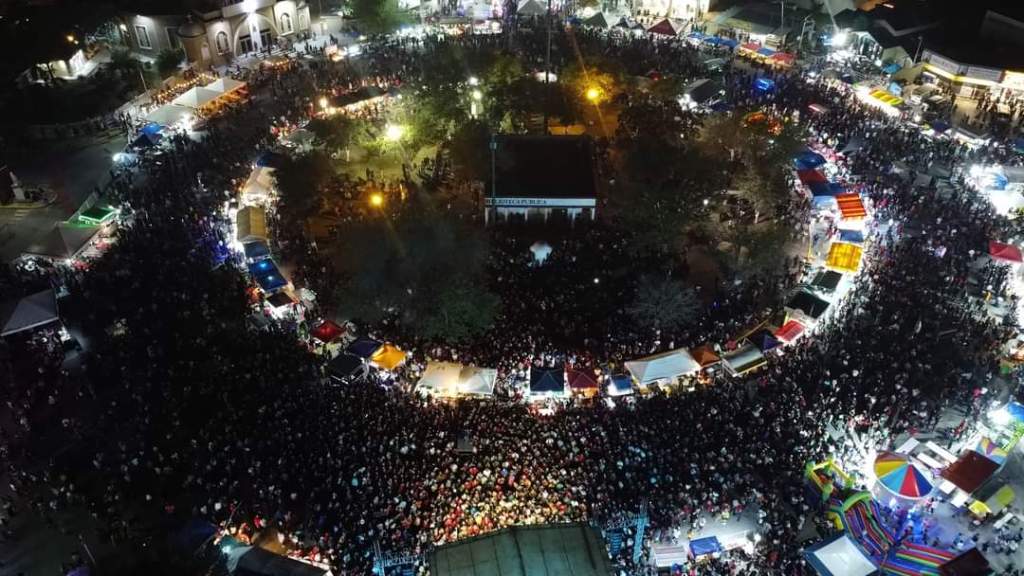 CELEBRAN GOBIERNO DE RÍO BRAVO Y FAMILIAS GRITO DE INDEPENDENCIA CON MULTITUDINARIA&nbsp;FIESTA