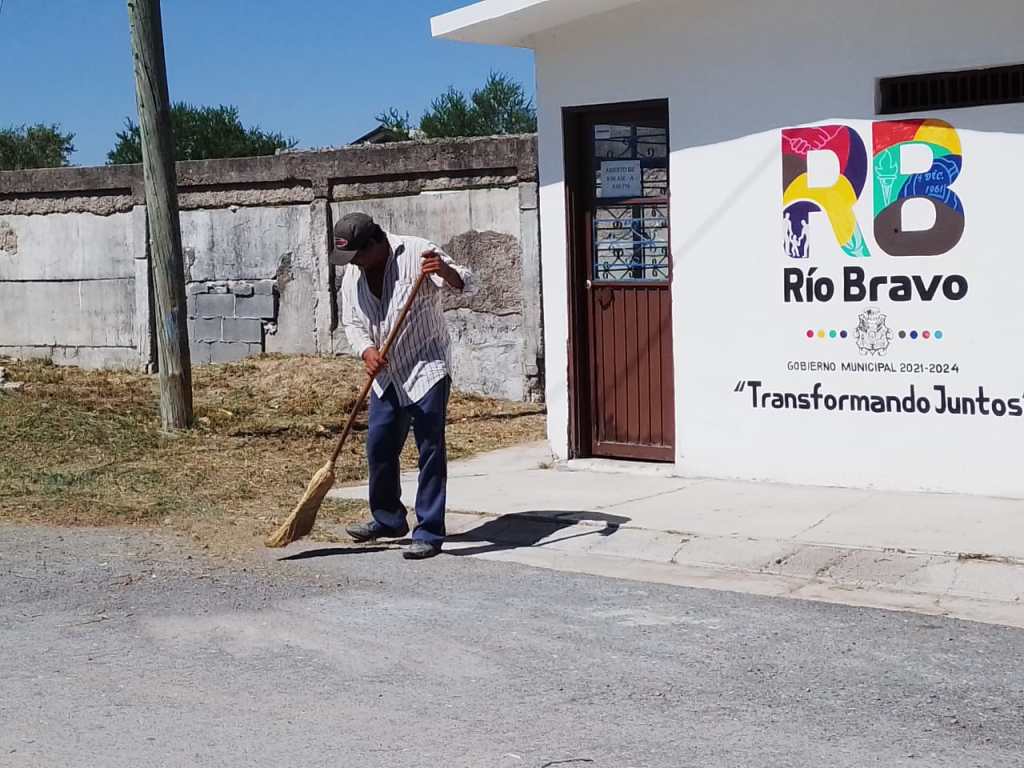 CONTINÚA PARTICIPACIÓN CIUDADANA CON LIMPIEZA DE ÁREAS&nbsp;VERDES