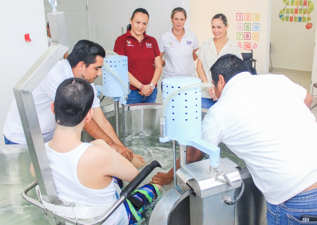 Beneficia Ana Cristina a más de 9 mil personas con&nbsp;discapacidad