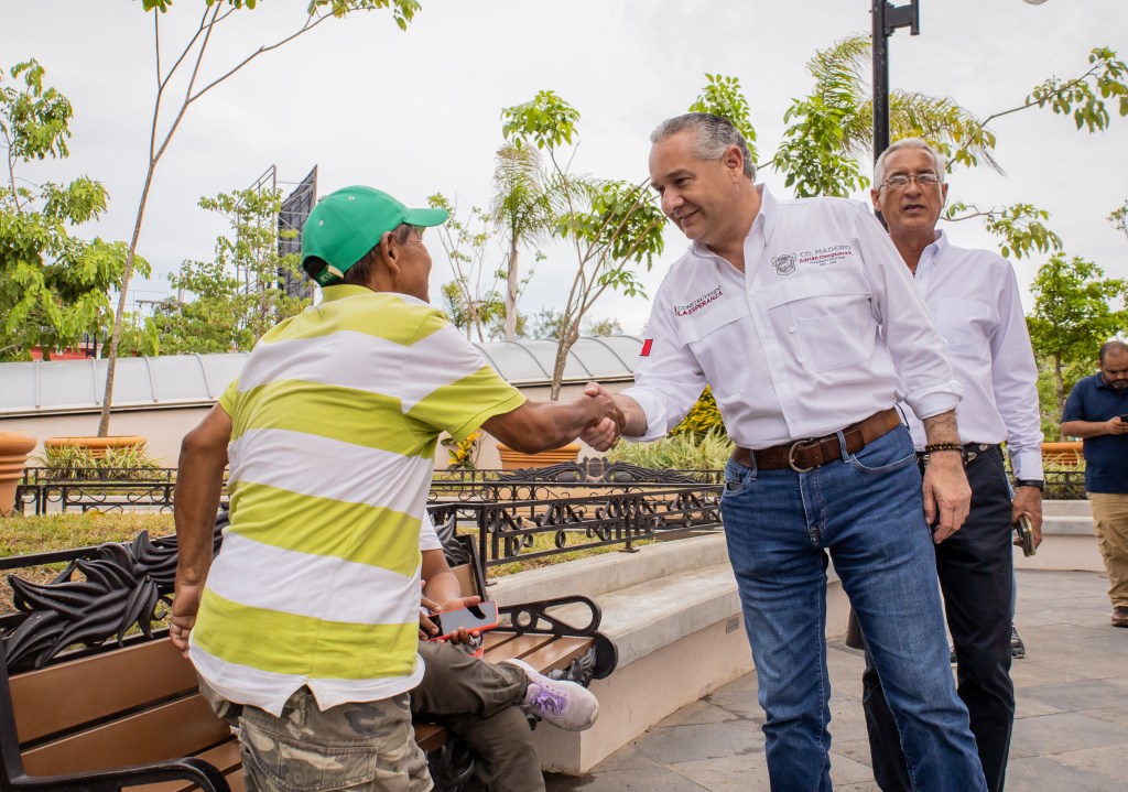 Adrián Oseguera refrenda su compromiso con los&nbsp;Maderenses