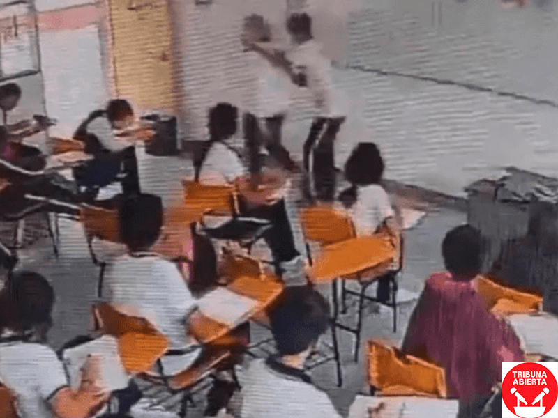 Llamada de atención motivó despiadado ataque con puñal de alumno a&nbsp;maestra
