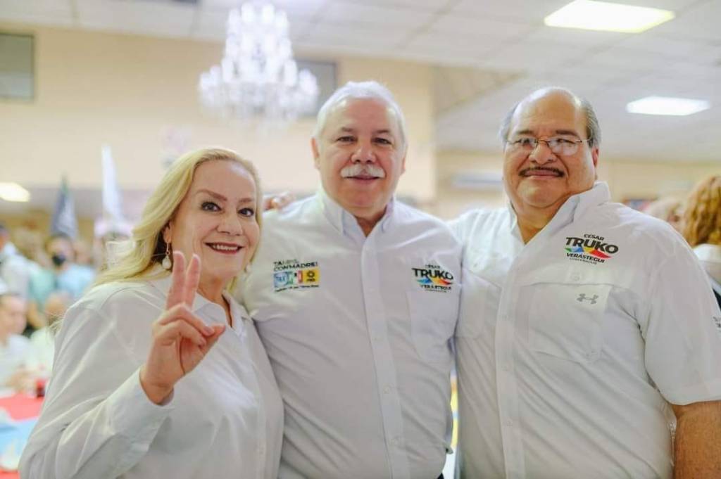 Políticos en decadencia: Juvenal&nbsp;Hernández