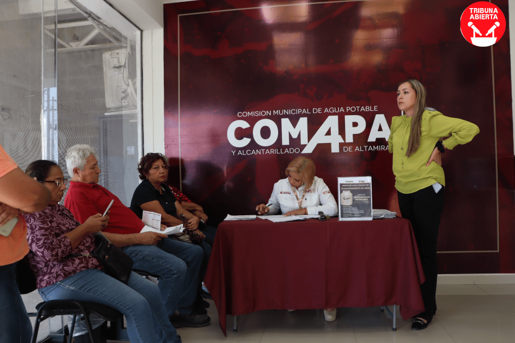 Entrega de Tinacos asequibles por parte de COMAPA&nbsp;Altamira