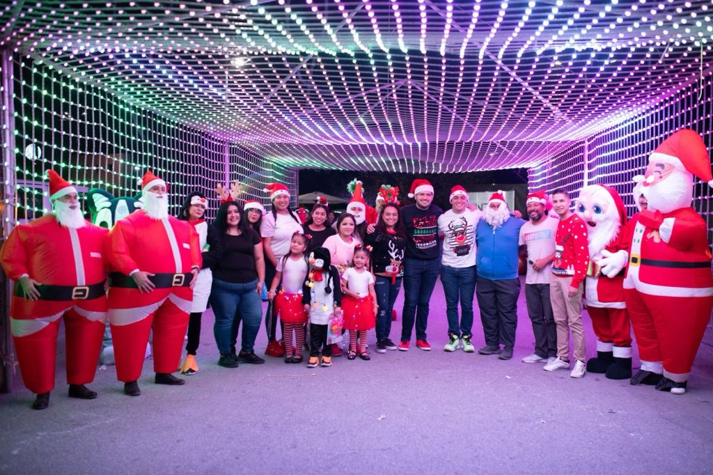 Exitoso Túnel de Luces Navideñas de la Avanzada Tamaulipeca y Beto Granados: Más de 2 Mil Juguetes para Niños de Bajos&nbsp;Recursos