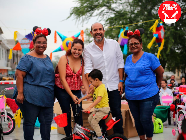 Pepe Schekaibán participa en posada de la Colonia&nbsp;Morelos