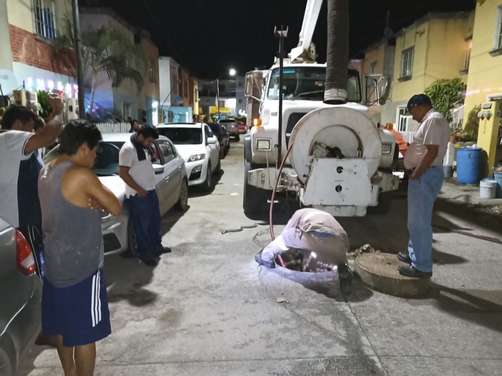 COMAPA Altamira Mejora Servicios con Sondeo y Limpieza de Líneas de Drenaje en Fraccionamientos