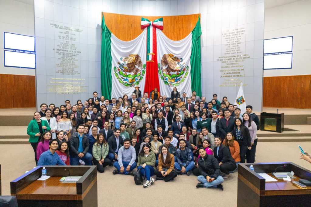 Américo Villarreal impulsa nueva Ley Estatal de la Juventud; es aprobada por unanimidad en el&nbsp;Congreso