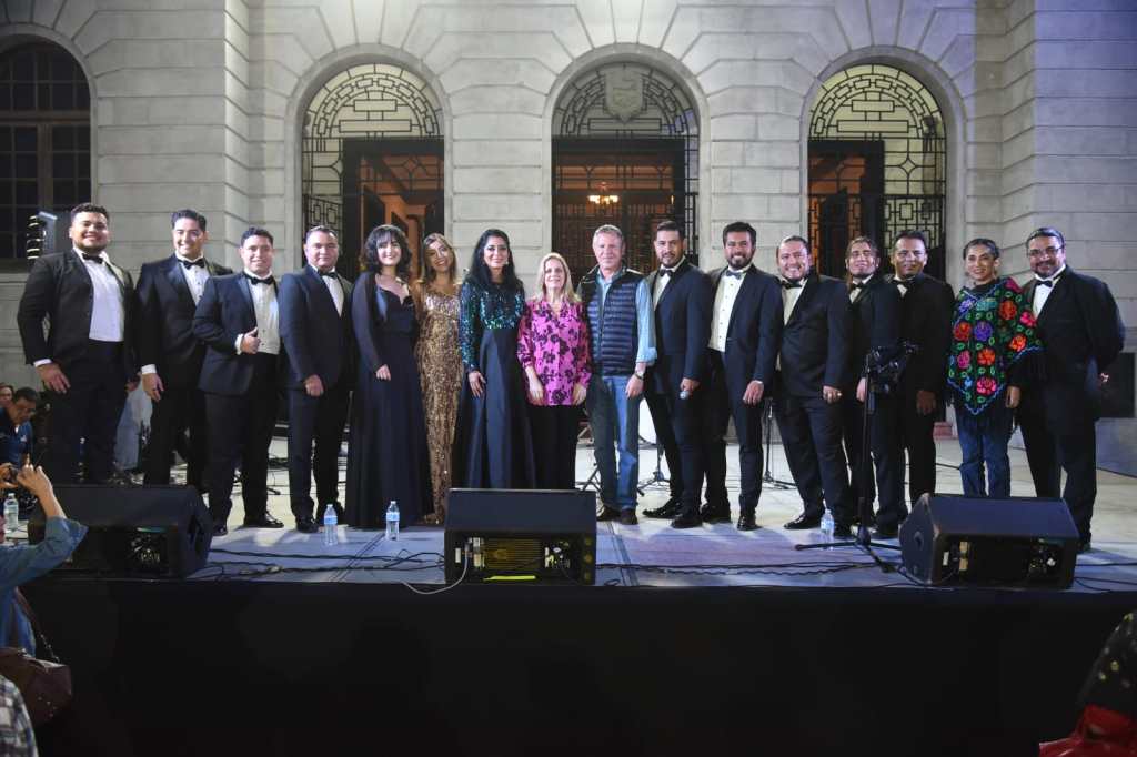 Extraordinaria Presentación de los 10 Tenores Tamaulipecos en&nbsp;Tampico