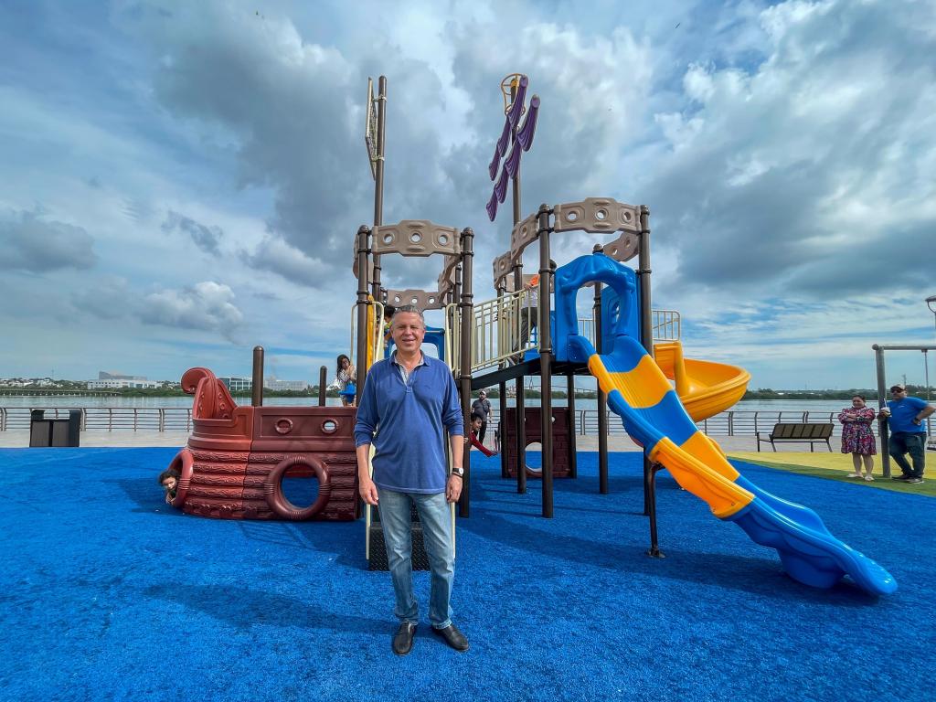 Chucho Nader Amplía Espacios de Recreación en Parque de la Laguna del&nbsp;Carpintero