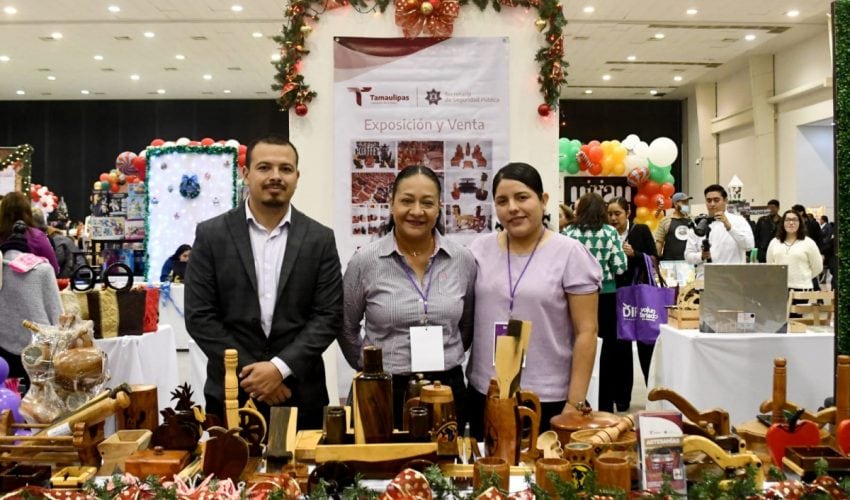 Artesanías del CEDES en Bazar «Un DIFciembre para Recordar» en Ciudad&nbsp;Victoria