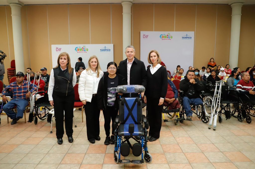 Brindan Apoyo Total a Personas con Discapacidad: Chucho Nader y Aída Féres de&nbsp;Nader