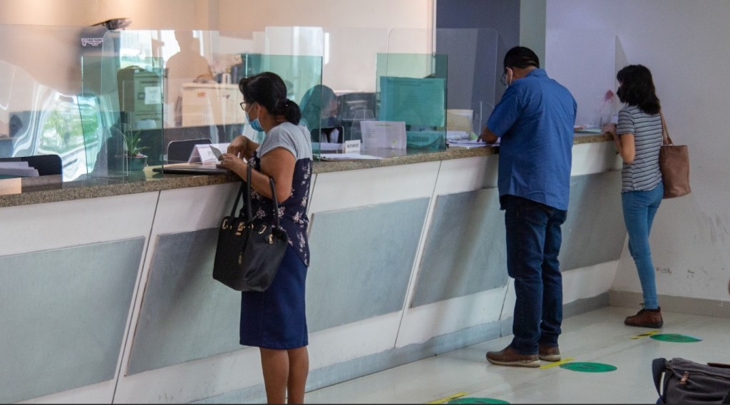 Acuden Maderenses a Cumplir con el Pago del Impuesto&nbsp;Predial