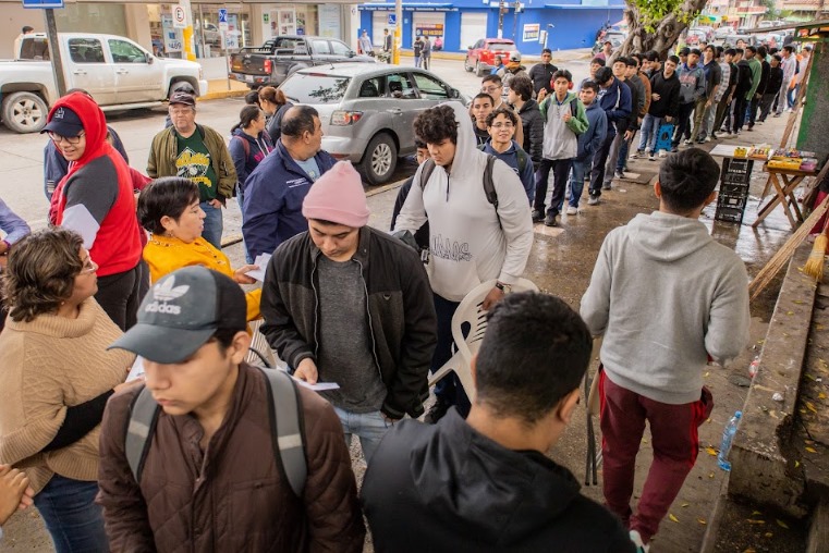 Inició la Entrega de Fichas a Jóvenes Clase 2006 y Remisos en Ciudad&nbsp;Madero
