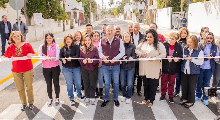 Adrián Oseguera Inaugura Cinco Calles en Fraccionamiento Jacarandas para Impulsar el Desarrollo de Ciudad&nbsp;Madero