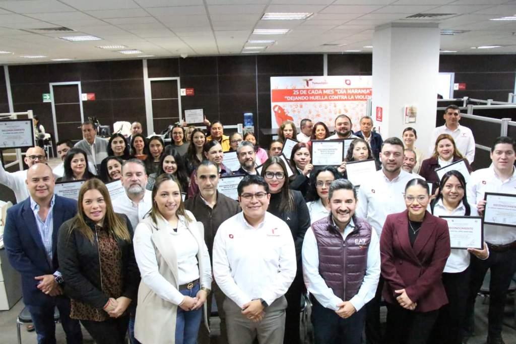 Reconocimientos a Servidores Públicos de la Secretaría del Trabajo por Profesionalización Continua