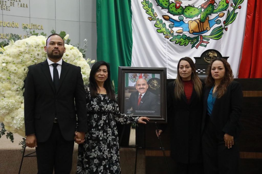 Rindió Congreso homenaje póstumo al DiputadoJuan Ovidio García García, “Tu voz&nbsp;Manda”