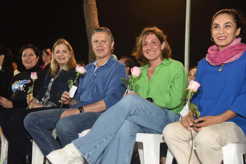 Chucho Nader y comunidad disfrutan del Carnaval Tampico&nbsp;2024