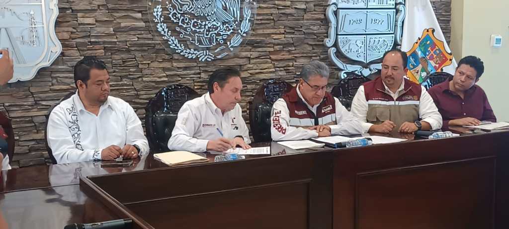 Altamira, Tamaulipas: Firman Convenio para el Mantenimiento de Canales de&nbsp;Agua