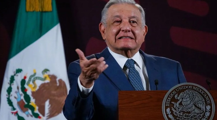 AMLO denuncia campañas de manipulación en redes sociales durante su conferencia&nbsp;matutina