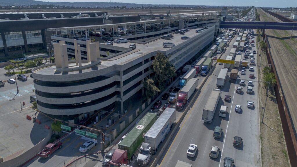 Transportistas en crisis: Concamin y Aduanas trabajan para reanudar el flujo comercial por fallas en&nbsp;sistema