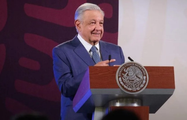 AMLO defiende a Alejandro Mayorkas y critica juicio político en su contra como&nbsp;propaganda