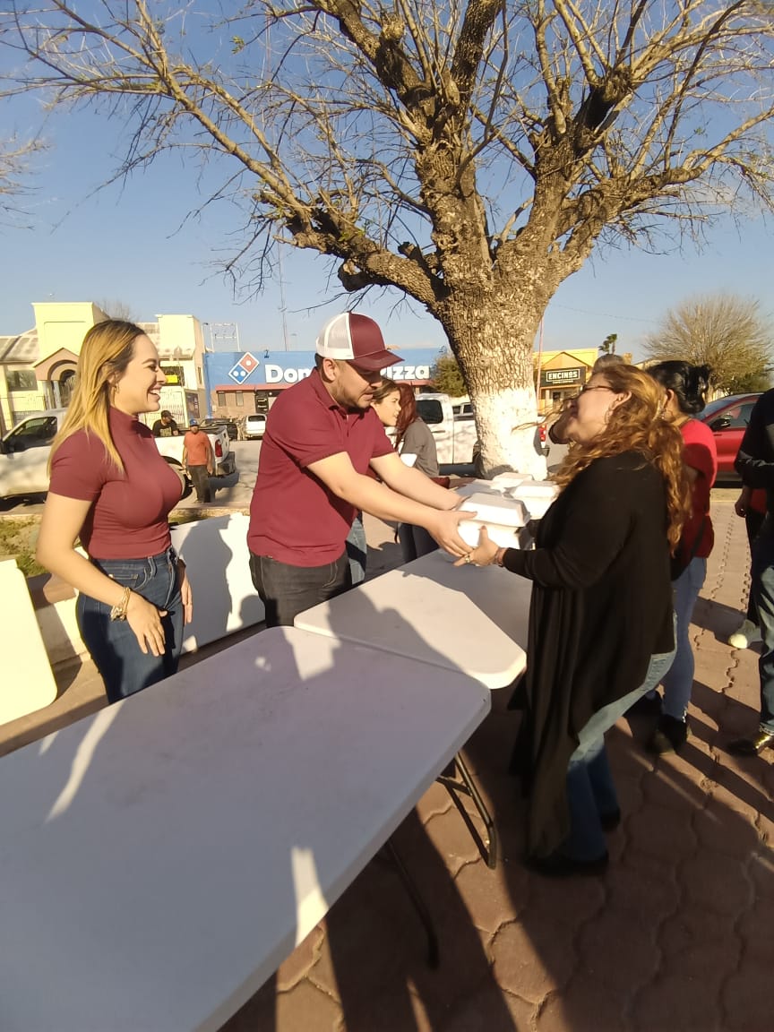 Alcalde Lalo Yáñez Celebra la Candelaria y Entrega de Tamales a Ganadores del&nbsp;Sorteo