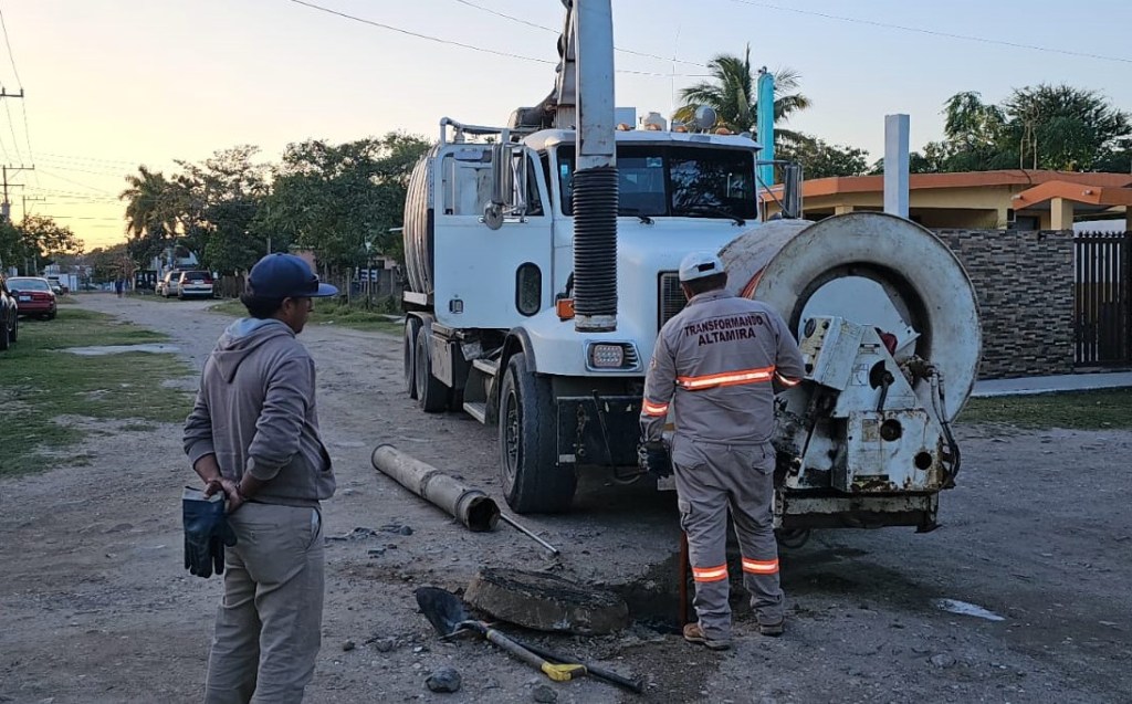 La COMAPA Altamira realiza trabajos de mantenimiento en redes hidrosanitarias de la&nbsp;ciudad