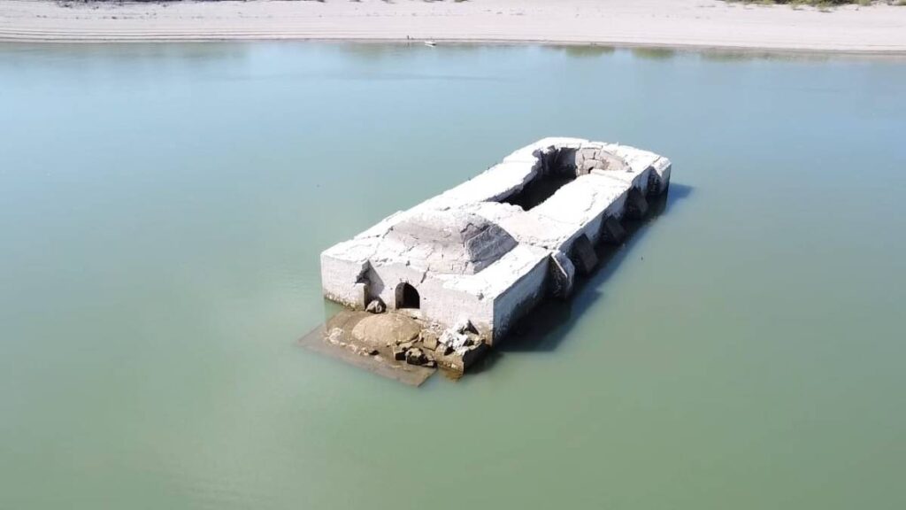 ¡El Atlantis mexicano! Templo dominico emerge de las aguas tras sequía en&nbsp;Oaxaca