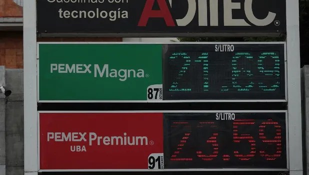 Gobierno de México subsidia precio de gasolina para aliviar impacto en&nbsp;familias