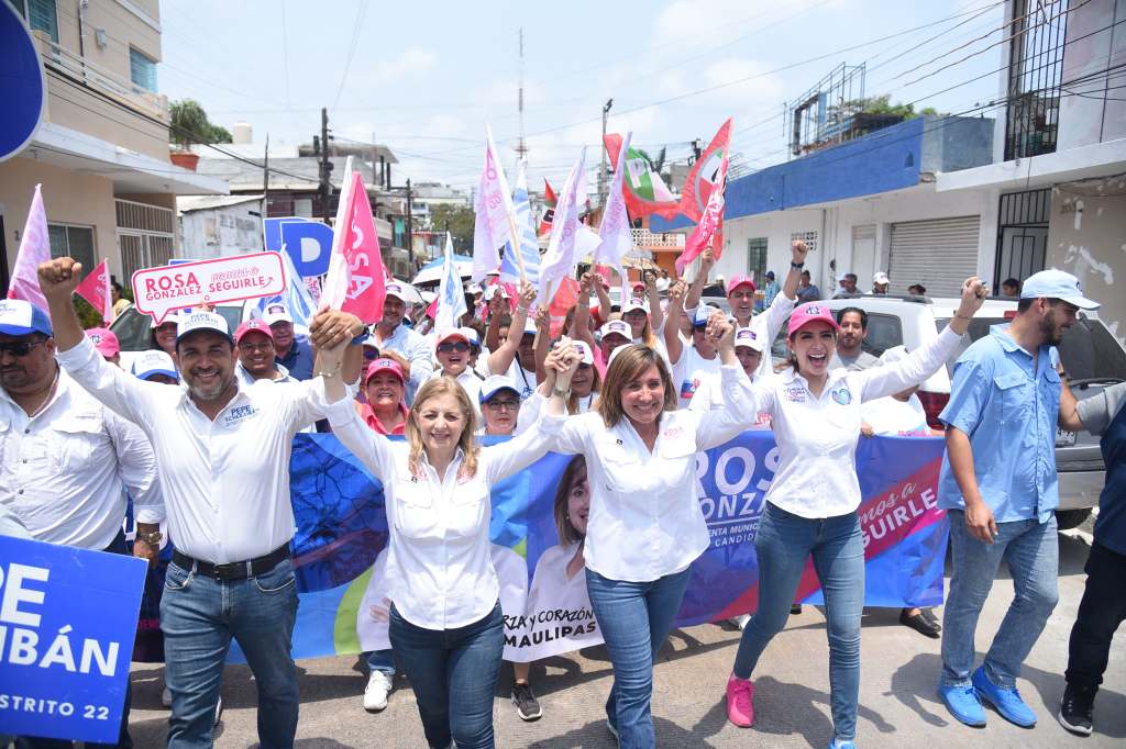 Rosa González y Equipo Tampico Recorren Mercado La&nbsp;Puntilla