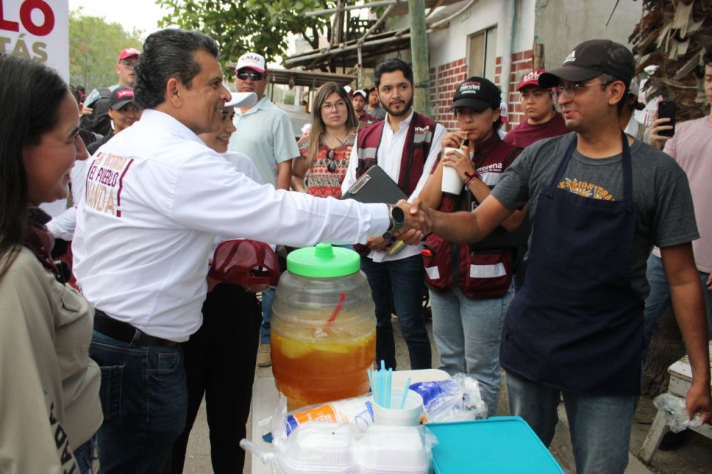 El Palmar y “Las Chulas”levantan la mano por&nbsp;Lalo.