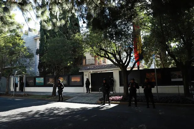 AMLO Ordena Suspensión de Relaciones Diplomáticas con&nbsp;Ecuador