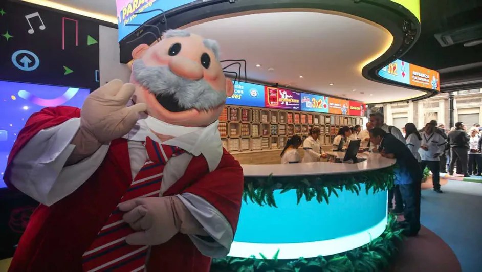 Farmacias Similares se expande a Estados Unidos con su nuevo concepto&nbsp;«Similandia»