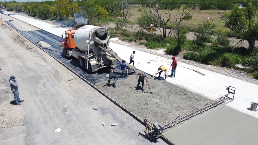 Avanza sin Contratiempos la Pavimentación de Concreto en Brecha&nbsp;115