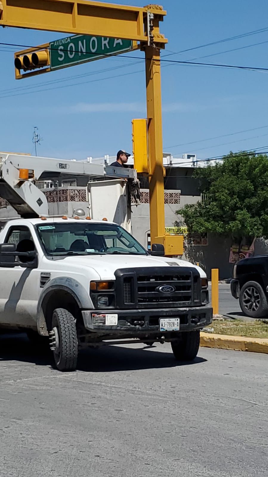 Río Bravo Mejora la Seguridad Vial con Mantenimiento Continuo de Semáforos y&nbsp;Señalizaciones