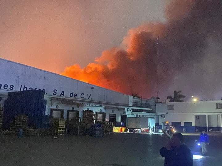 Incendio Devasta Bodega y Tienda de Autoservicio en&nbsp;Altamira