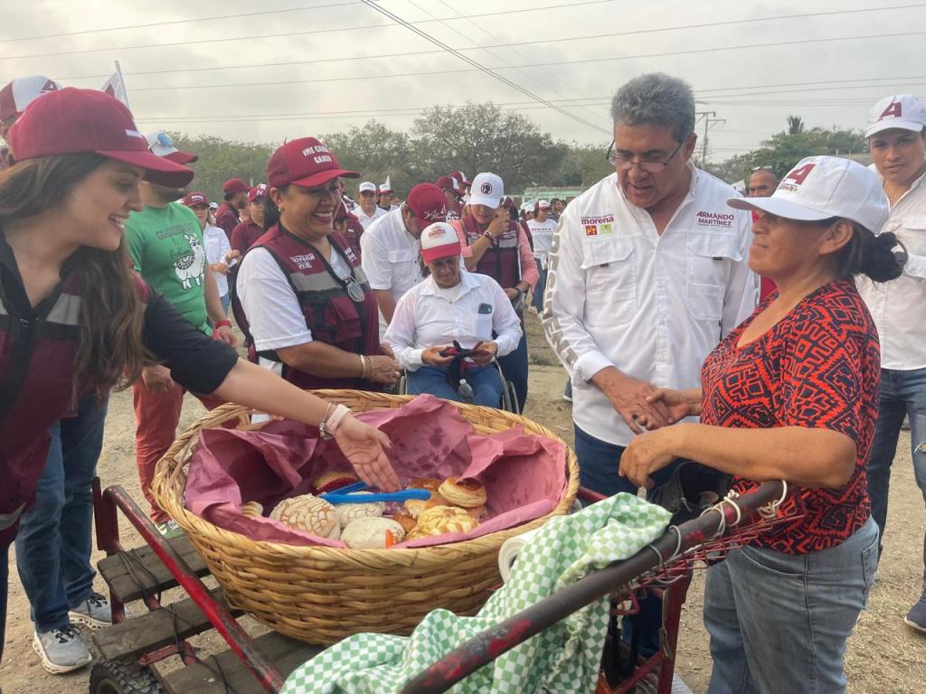 ARMANDO MARTÍNEZ CONTINÚA “COMIÉNDOSE” EL PAN EN&nbsp;ALTAMIRA
