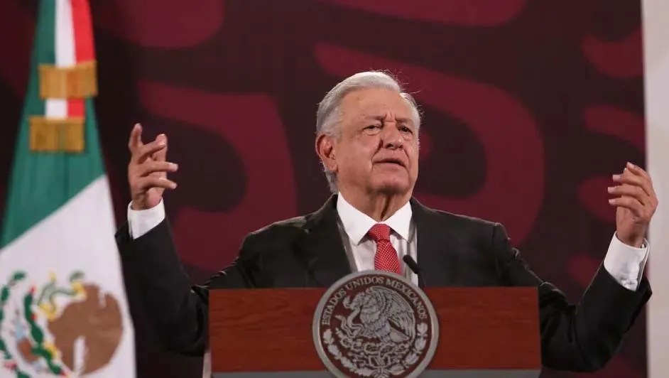 AMLO acusa a activista Ceci Flores de traficar con el dolor&nbsp;humano