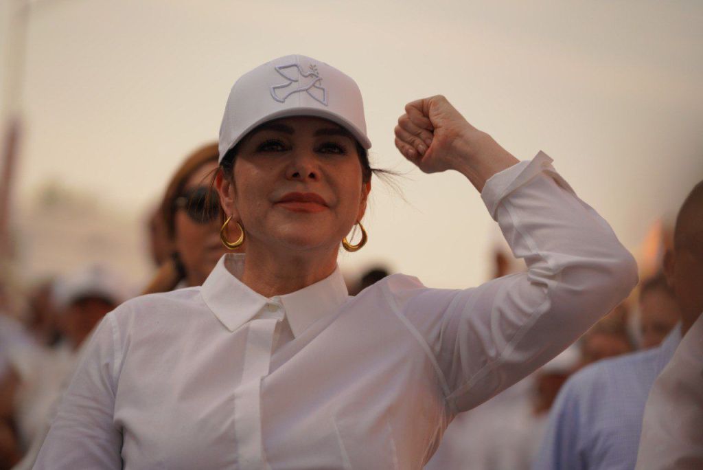 HISTÓRICO: SE UNEN MÁS DE 15 MIL CIUDADANOS A MARCHA PACÍFICA POR LA DEMOCRACIA EN NUEVO&nbsp;LAREDO