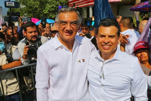 LALO GATTAS, HACIA UN TRIUNFOSEGURO Y&nbsp;ARROLLADOR